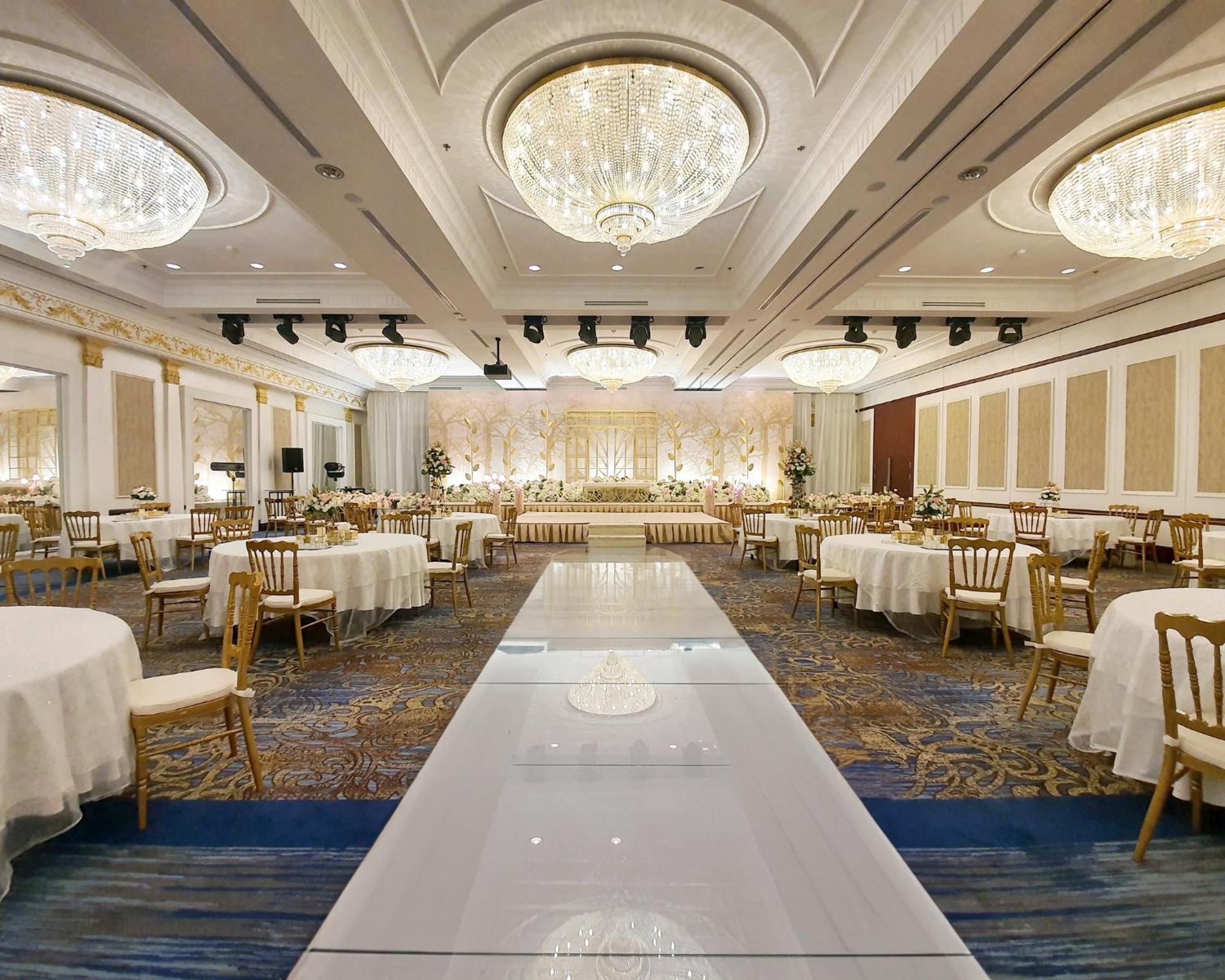 คราวน์ พลาซา เจดดาห์ Hotel ภายนอก รูปภาพ The ballroom of the hotel